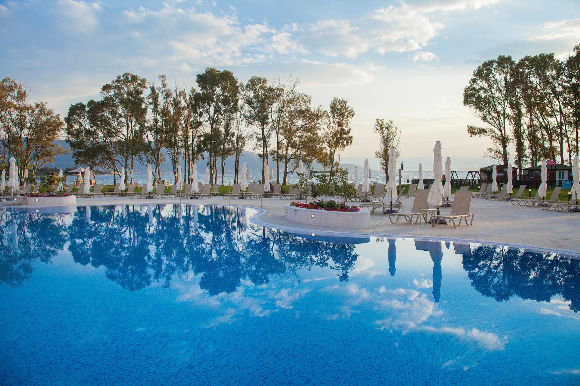 Hotel Kerkyra Blue & By Louis Potamós